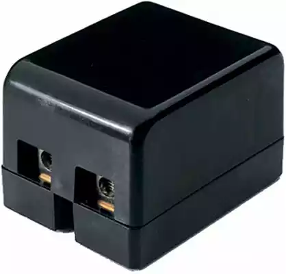 8JD 002 289-001 HELLA biztosítékdoboz